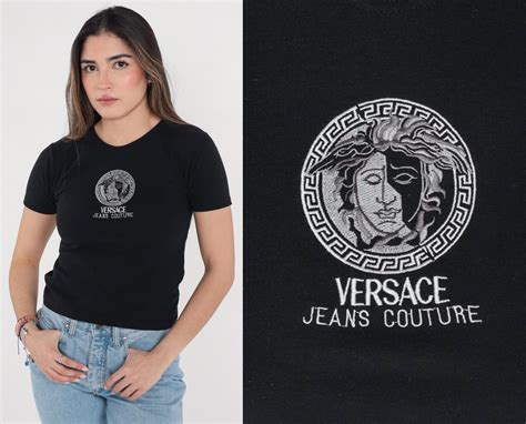 versace è religione|Storia della Medusa Versace, simbolo inventato da .